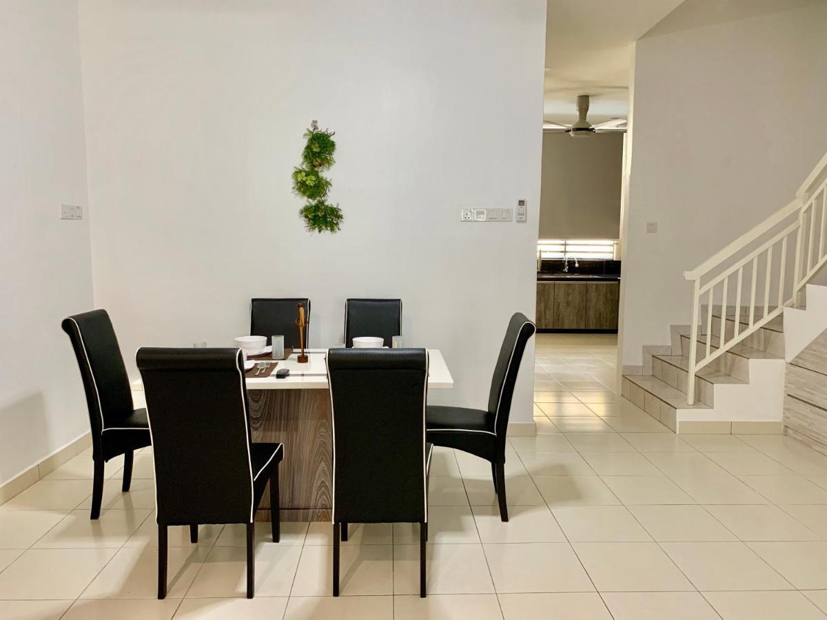 Brand New Cosy Minimalist Home Butterworth Exterior photo